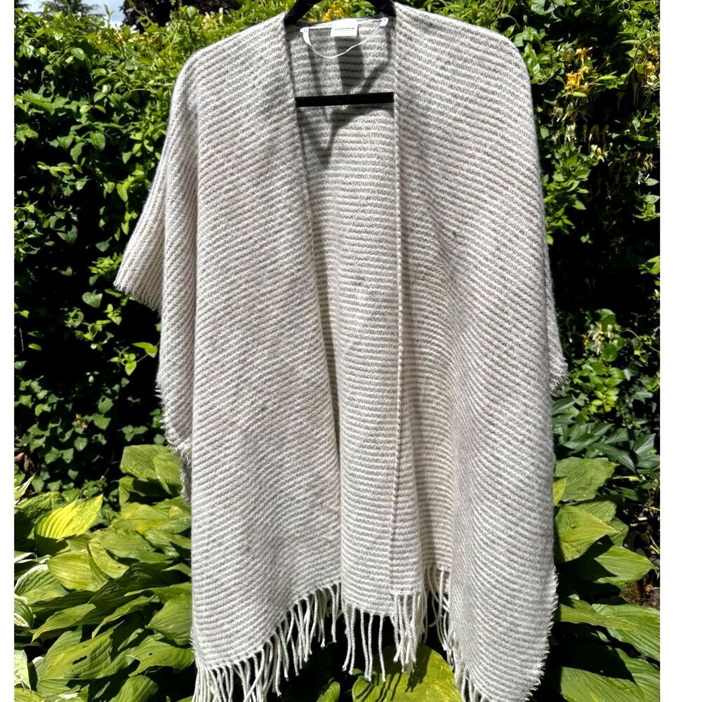 Sonoma Cape Cream Geometric Fringe Open Front Short Sleeve Cover Up